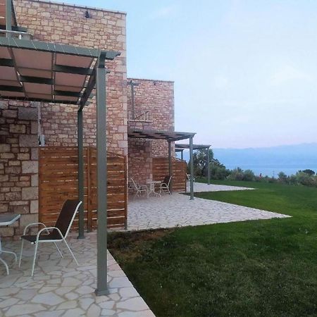 Stone Bay Houses In Messinia Kalamaki Beach Area 克拉尼 外观 照片